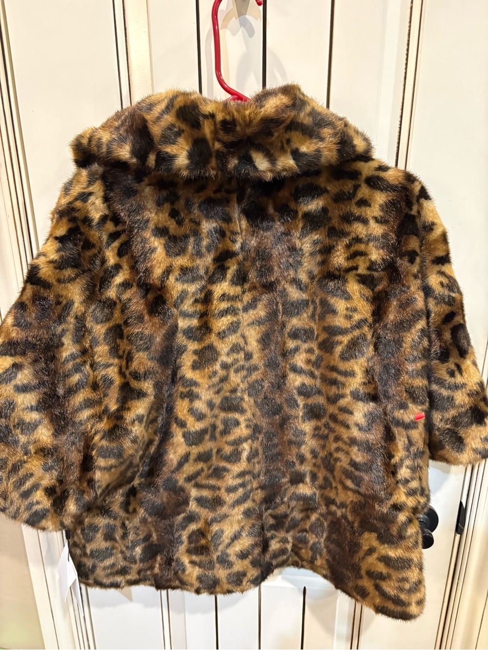Calvin Klein Leopard Print Faux Fur caplet  in Brown and Black Sz Large. NWT - Picture 6 of 9